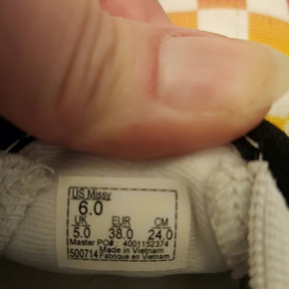 VANS Checkered Classic Slip-ons - Picture 7 of 8